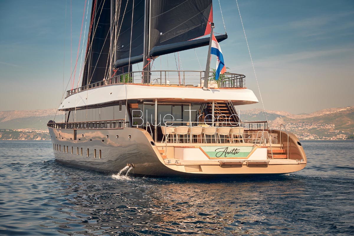 luxury MS ANETTA aft jacuzzi luxury MS ANETTA aft jacuzzi