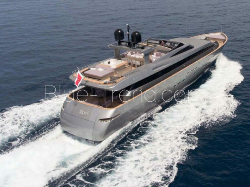 01 -iRock at sea
