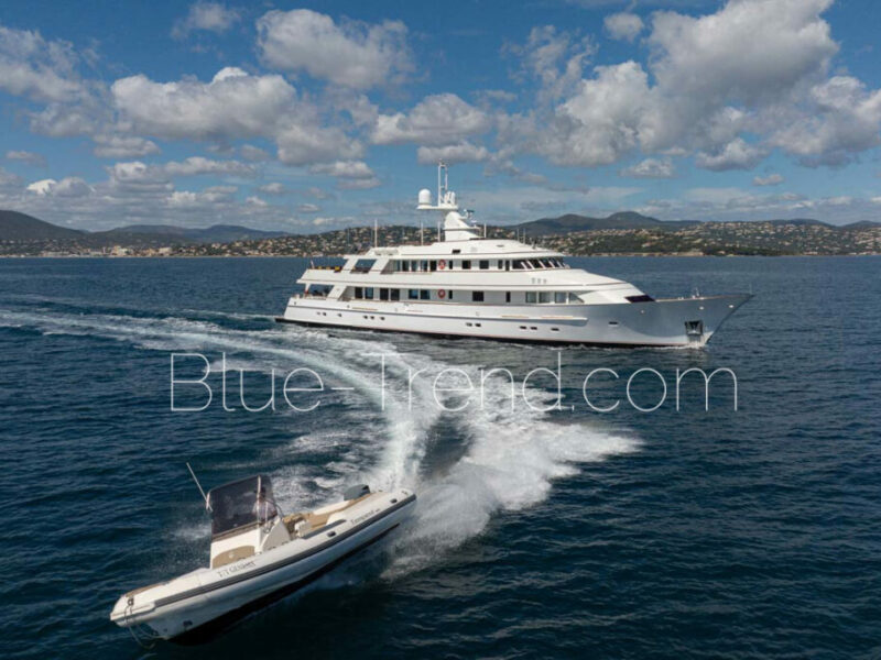 48,50m Feadship yacht GENESIA WITH TENDER