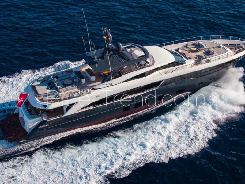 M/Y Restless