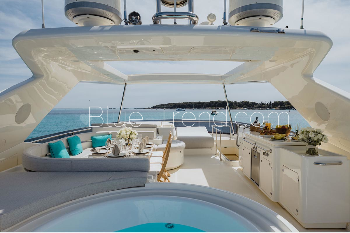 25.50m charter yacht ONYX sundeck 25.50m charter yacht ONYX sundeck