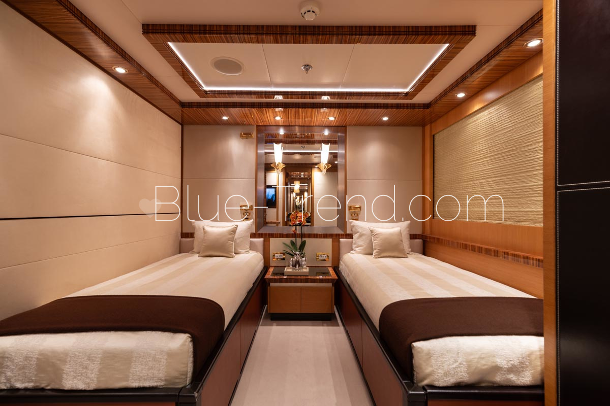 Palmer Johnson 150 HOKULANI twin cabin Palmer Johnson 150 HOKULANI twin cabin