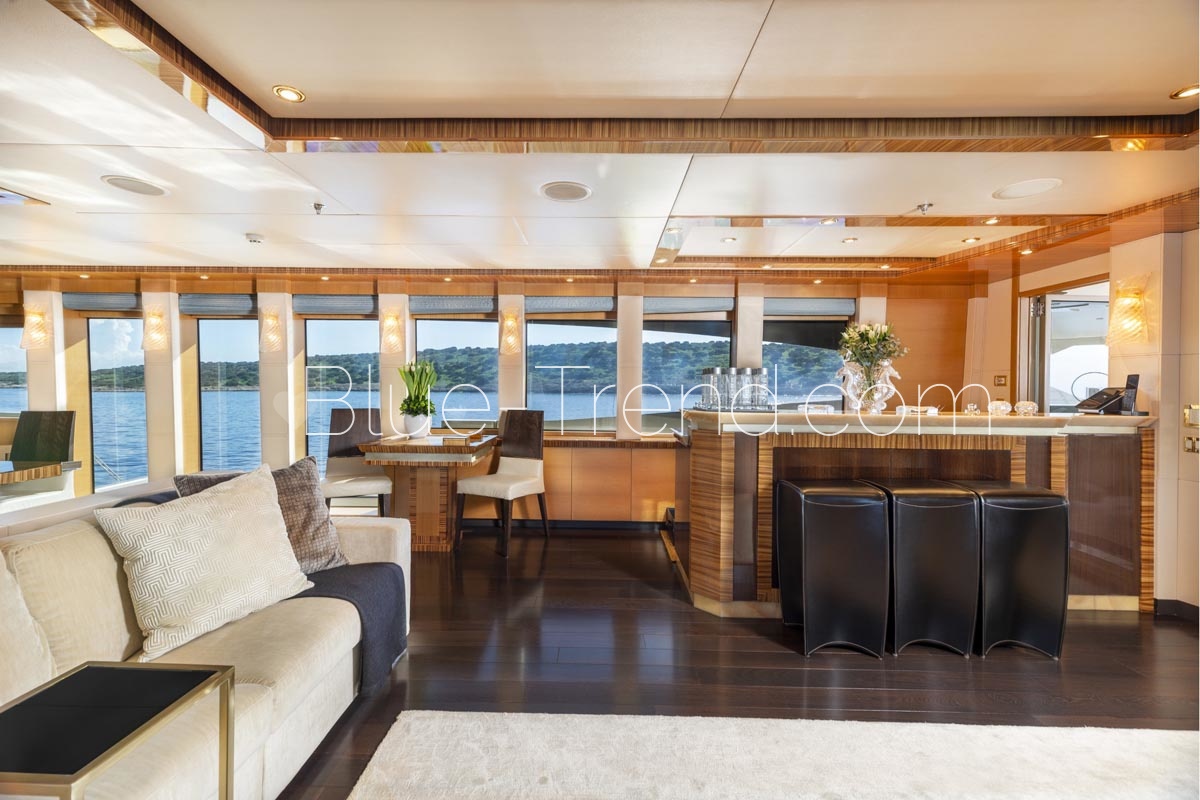 charter yacht HOKULANI bar and game table charter yacht HOKULANI bar and game table