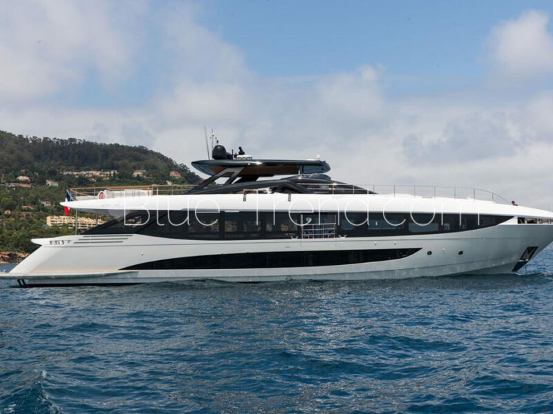 35.50m Amer yacht LAFAYETTE at anchor 35.50m Amer yacht LAFAYETTE at anchor