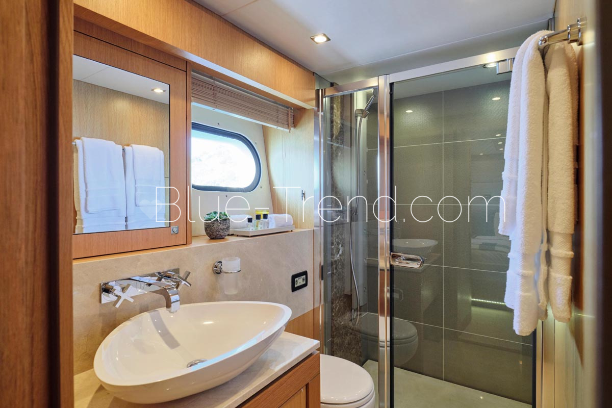 Sunseeker MAKANI II Twin ensuite Sunseeker MAKANI II Twin ensuite