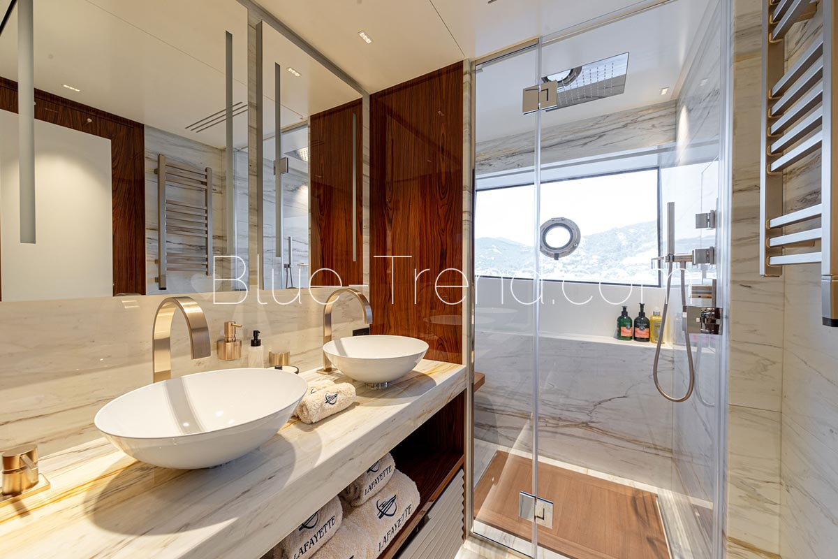 charter yacht LAFAYETTE VIP 1 ensuite shower charter yacht LAFAYETTE VIP 1 ensuite shower