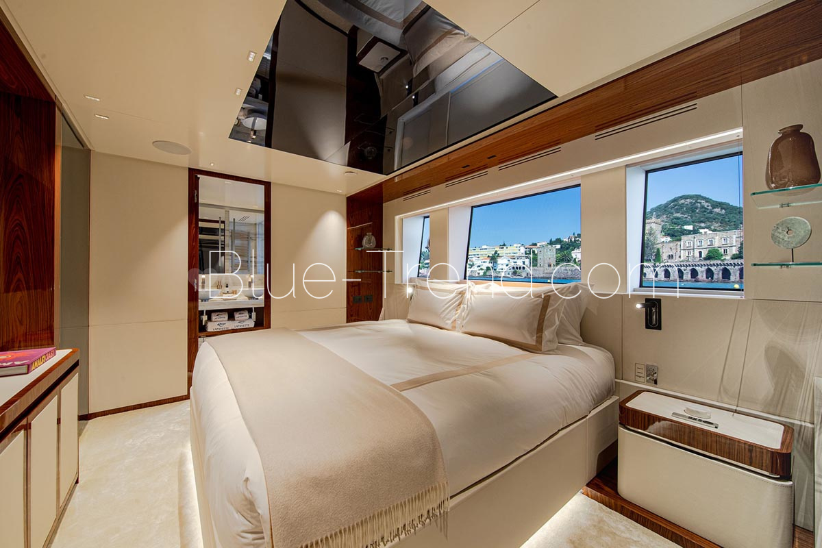charter yacht LAFAYETTE VIP cabin 1 charter yacht LAFAYETTE VIP cabin 1