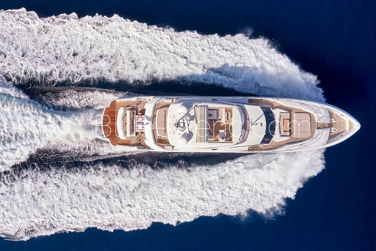 charter yacht MAKANI II decks view charter yacht MAKANI II decks view
