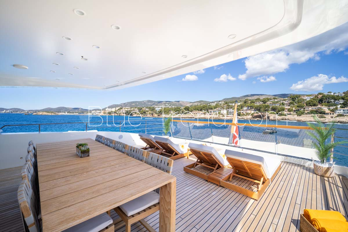 MOKA top deck al-fresco dining and sun loungers MOKA top deck al-fresco dining and sun loungers