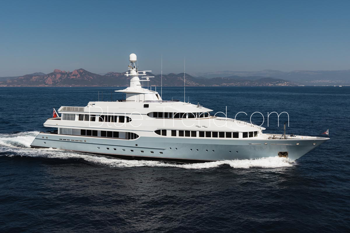 55m Feadship OLYMPUS at sea 55m Feadship OLYMPUS at sea