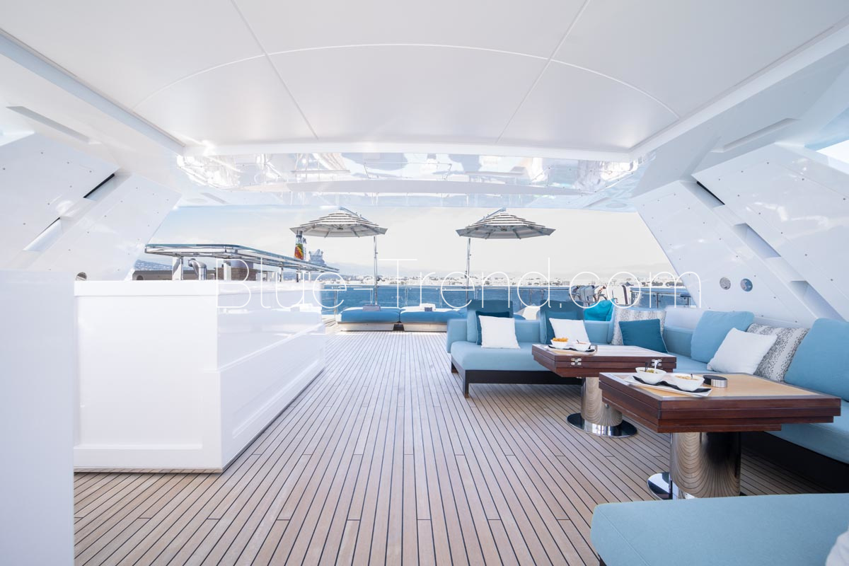 Benetti yacht CHARADE sun deck Benetti yacht CHARADE sun deck
