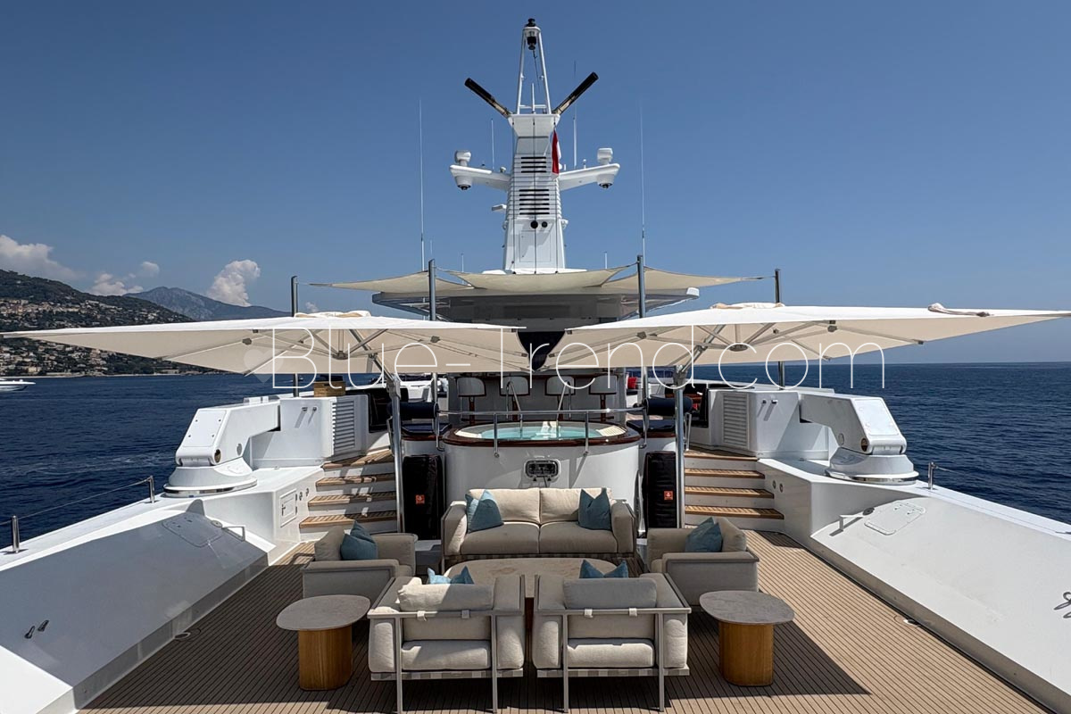 Feadship OLYMPUS sundeck lounge Feadship OLYMPUS sundeck lounge