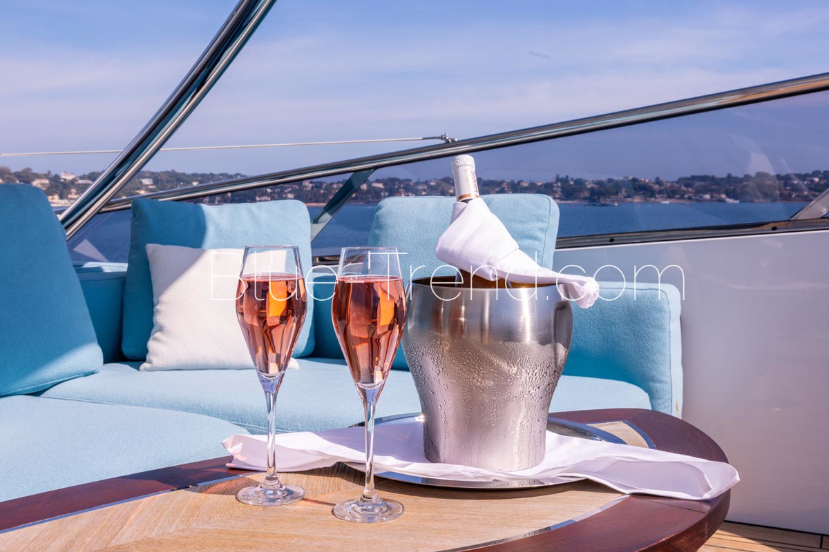 Yacht CHARADE sundeck forward seating Yacht CHARADE sundeck forward seating
