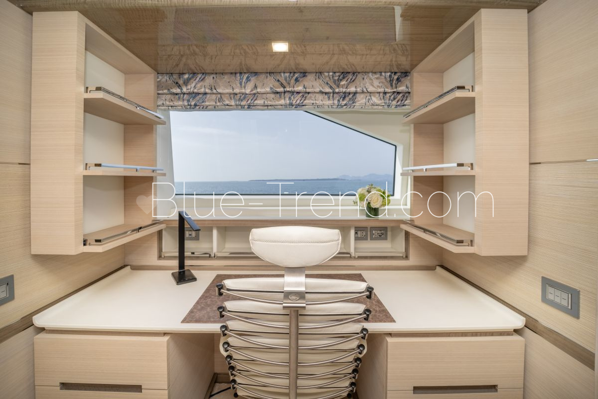 charter yacht CHARADE Owner's office charter yacht CHARADE Owner's office