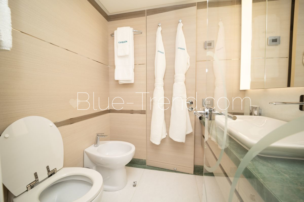 charter yacht CHARADE VIP 1 ensuite charter yacht CHARADE VIP 1 ensuite
