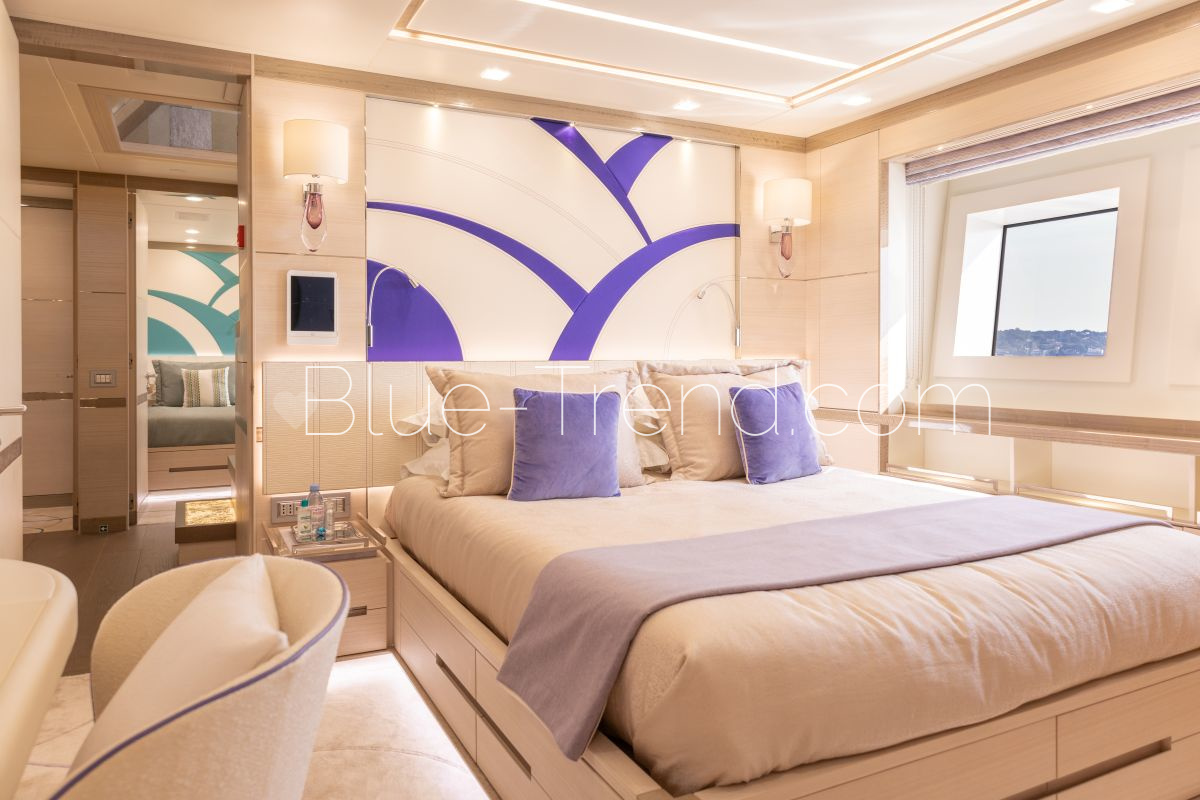 charter yacht CHARADE VIP 2 charter yacht CHARADE VIP 2