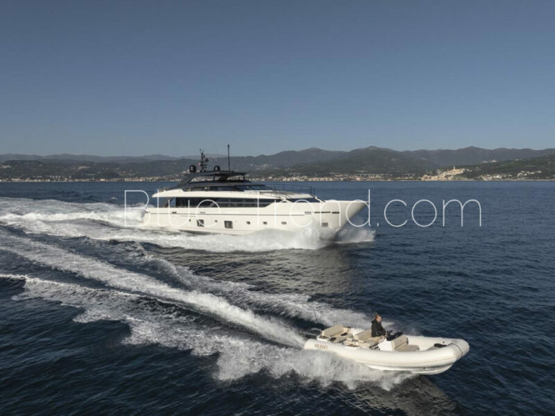 Sanlorenzao 120A VAUBAN with tender Sanlorenzao 120A VAUBAN with tender