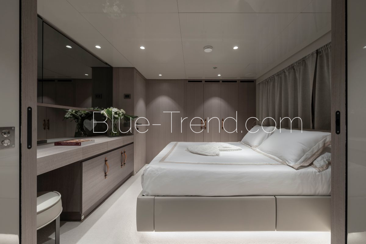 charter yacht VAUBAN Vip 2 charter yacht VAUBAN Vip 2