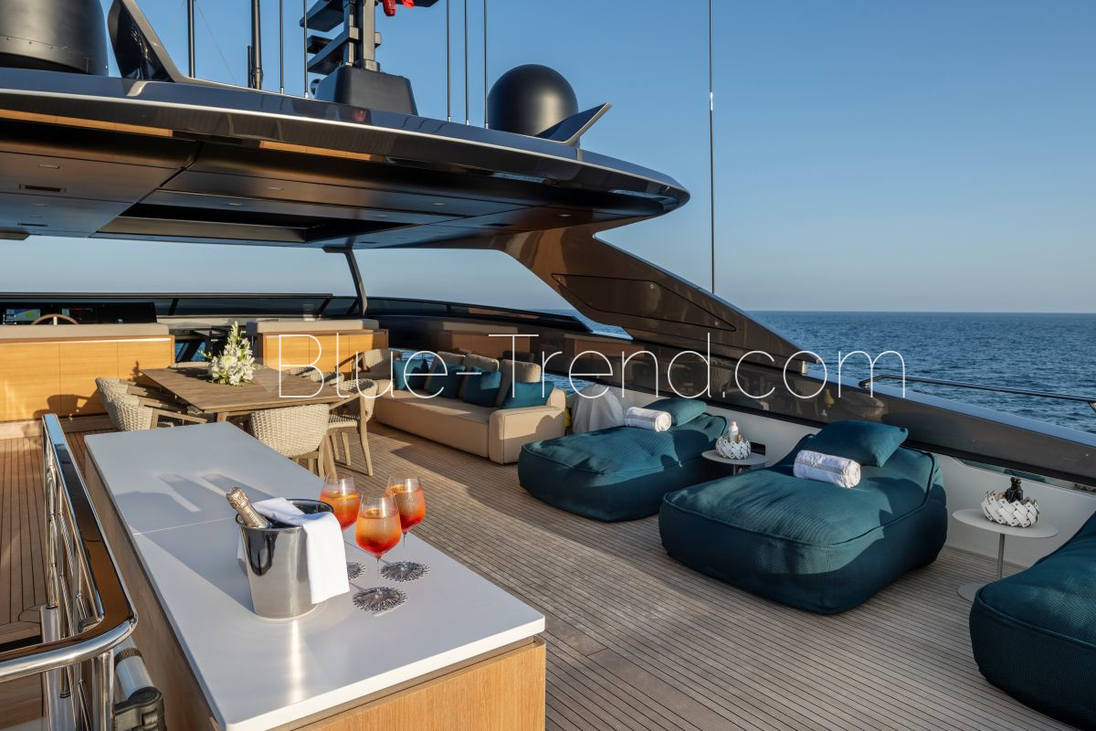 charter yacht VAUBAN sundeck bar charter yacht VAUBAN sundeck bar